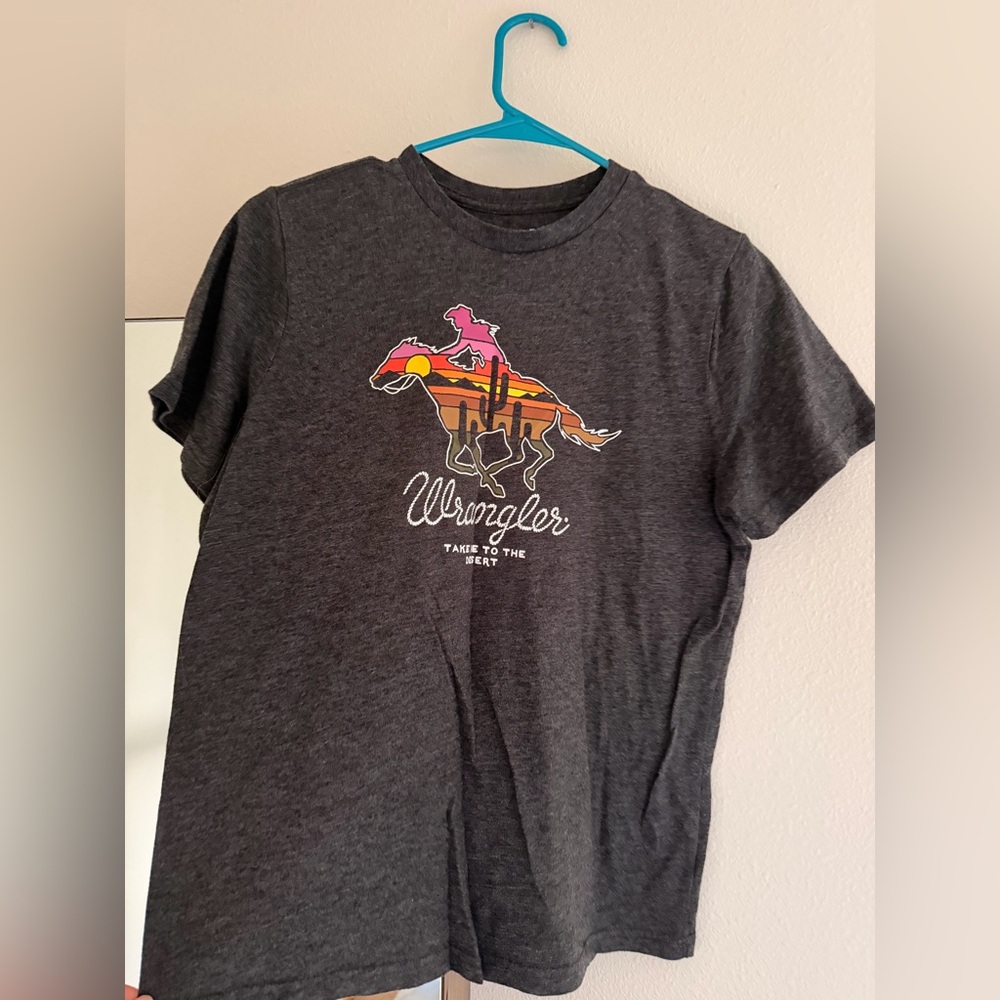 Wrangler Charcoal Graphic Tee with Sunset Horse Accents